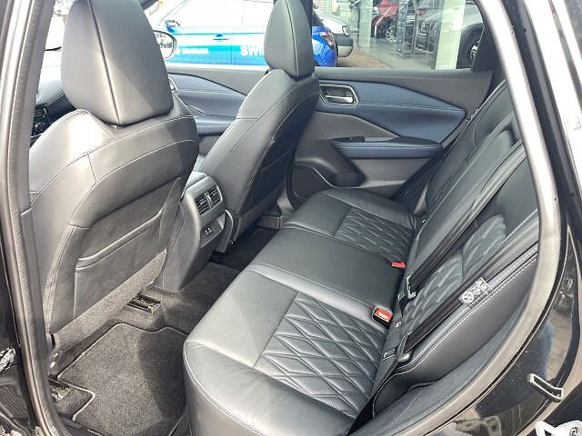 Nissan Qashqai 1.3 DiG-T Tekna+ 4x4 Leder Navi AHK