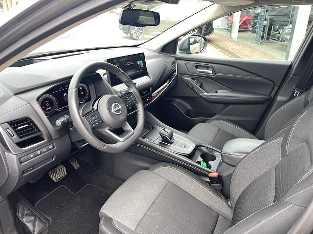 Nissan Qashqai 1.3 MHEV N-Connecta Automatik CarPlay/360&deg; Kamera