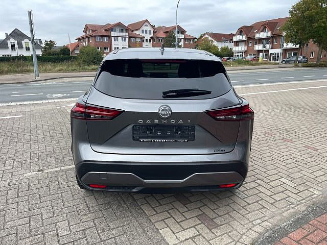Nissan Qashqai 1.3 MHEV N-Connecta Automatik CarPlay/360&deg; Kamera