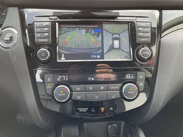 Nissan Qashqai Nissan Qashqai 1.6 dCi Tekna Autom. LED FLA VerkZeichen 360