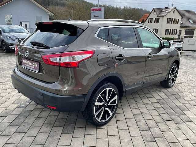 Nissan Qashqai Nissan Qashqai 1.6 dCi Tekna Autom. LED FLA VerkZeichen 360