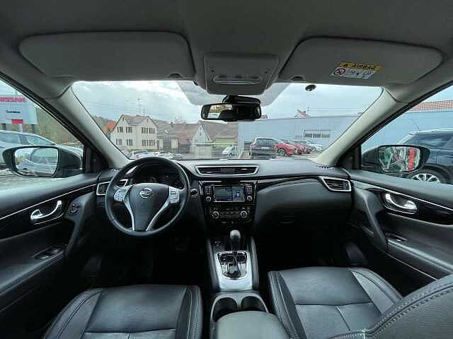 Nissan Qashqai Nissan Qashqai 1.6 dCi Tekna Autom. LED FLA VerkZeichen 360