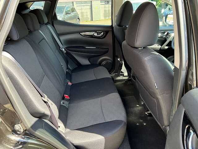 Nissan Qashqai Nissan Qashqai 1.6 dCi 360 4x2 (E6) 360&deg; autom. FLA Pano