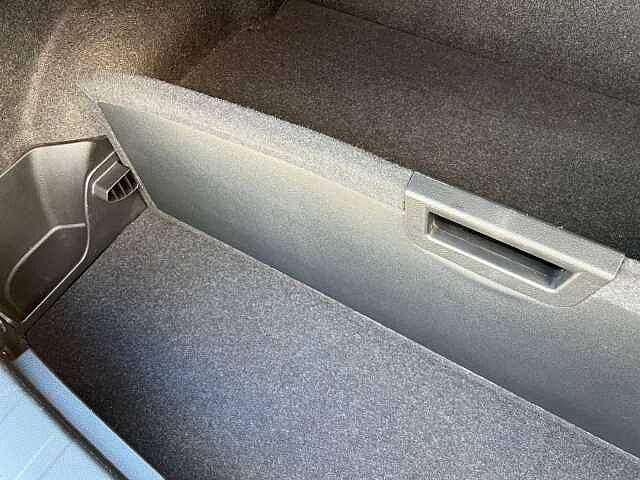 Nissan Qashqai Nissan Qashqai 1.6 dCi 360 4x2 (E6) 360&deg; autom. FLA Pano