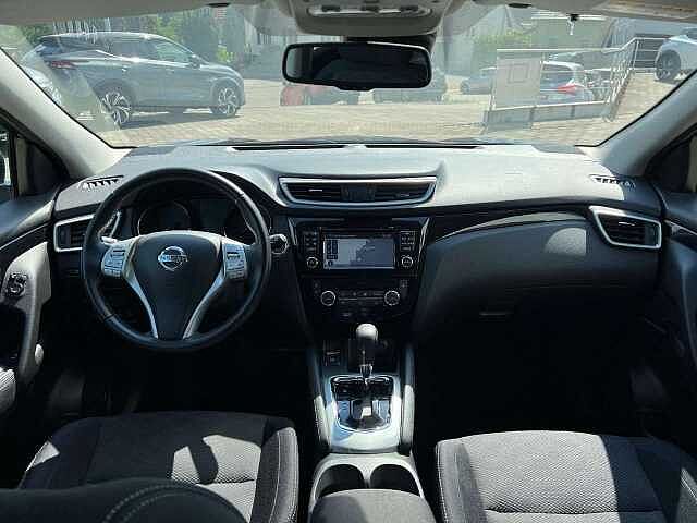 Nissan Qashqai Nissan Qashqai 1.6 dCi 360 4x2 (E6) 360&deg; autom. FLA Pano