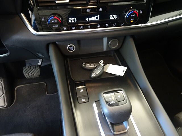 Nissan Qashqai 1.3 DIG-T N-Connecta