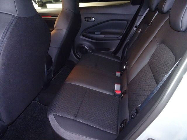 Nissan Juke 1.0 DIG-T N-Connecta Navigation Winterpaket