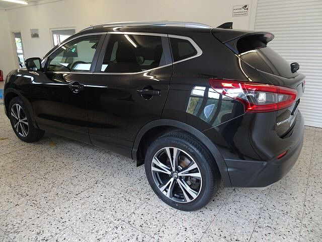 Nissan Qashqai 1.3 DIG-T 103 kW N-Connecta