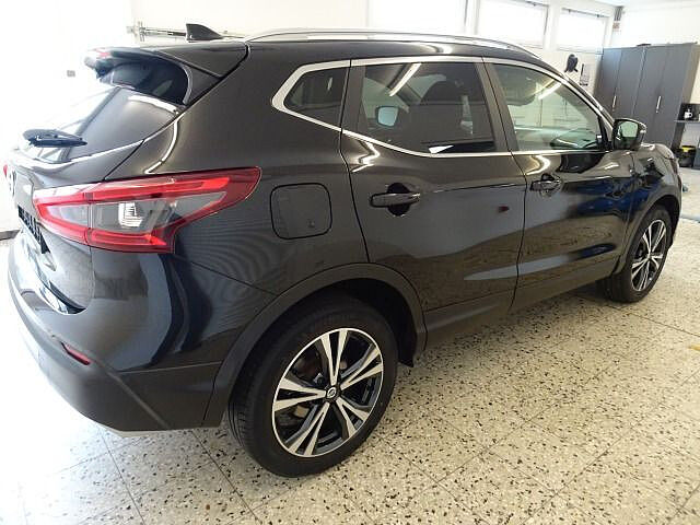 Nissan Qashqai 1.3 DIG-T 103 kW N-Connecta